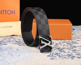 Picture of LV Belts _SKULVBelt38mmX100-125cm7D176000